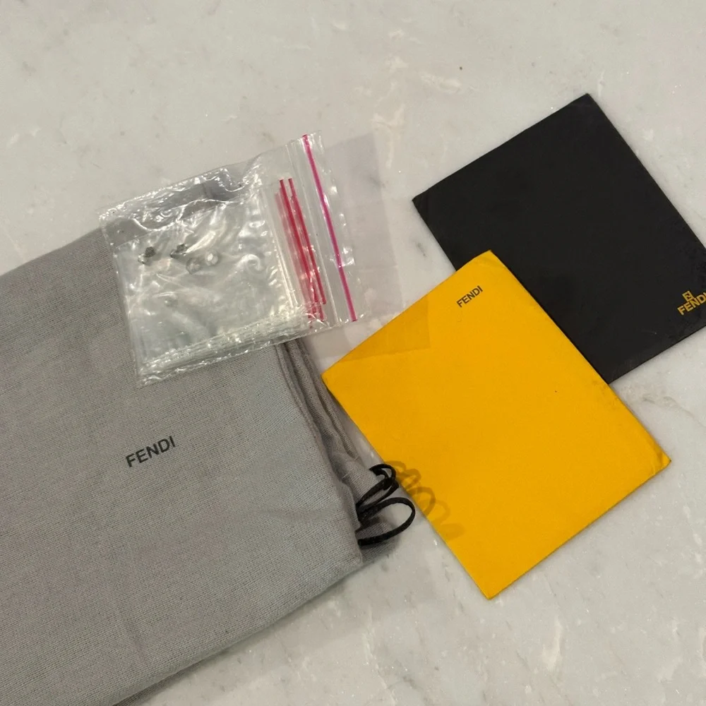 RARE Fendi Embellished Baguette Black and White - Picture 5 of 8